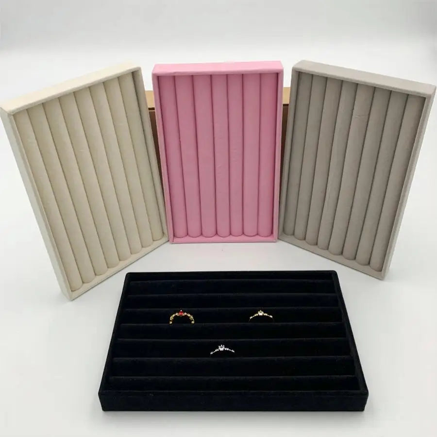 Zelvora Velour Box™ — Luxury Velvet Jewelry Organizer