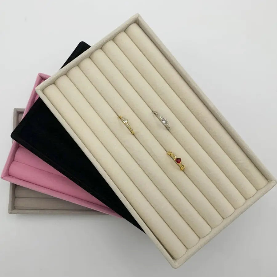 Zelvora Velour Box™ — Luxury Velvet Jewelry Organizer